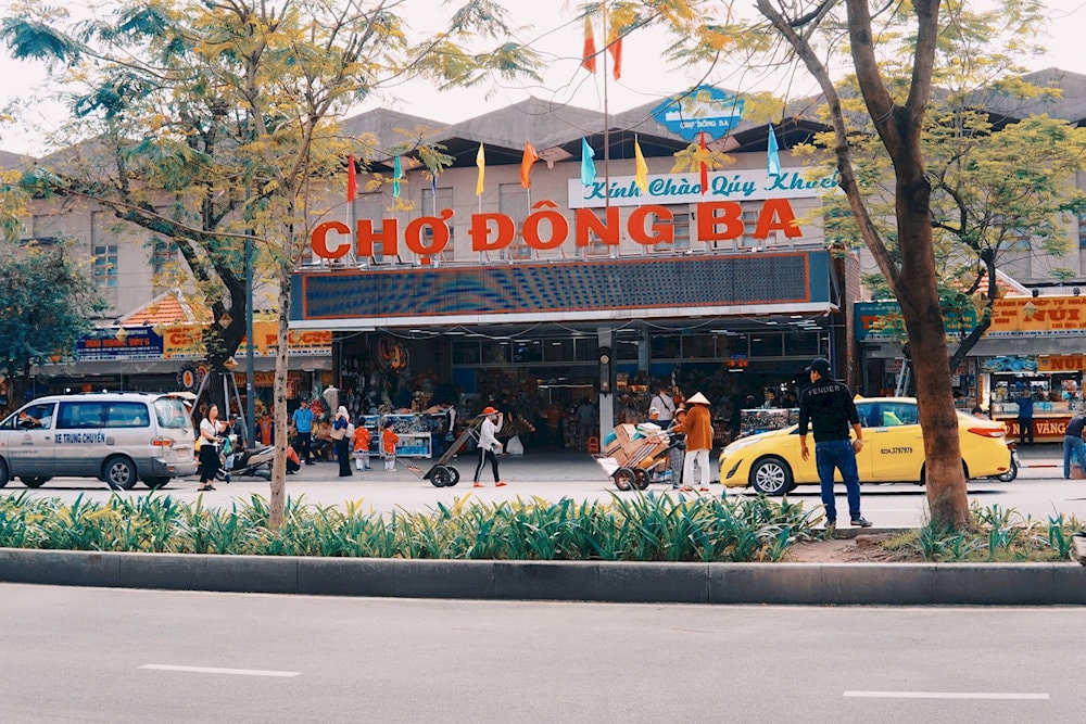 Chợ Đông Ba 